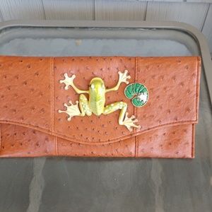 Iris Lane clutch bag 2 frogs & Lilly pad w strap
